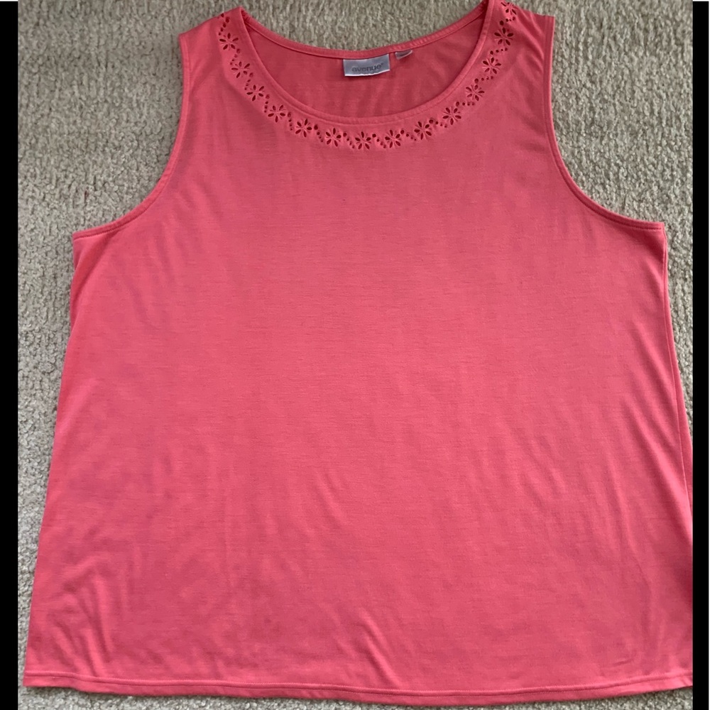 Avenue Women’s Tank Top Sz.26/28